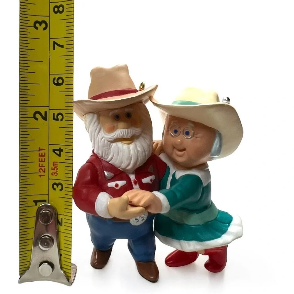 Hallmark Keepsake Ornament 1999 The Clauses on Vacation #3 in Collector's Series